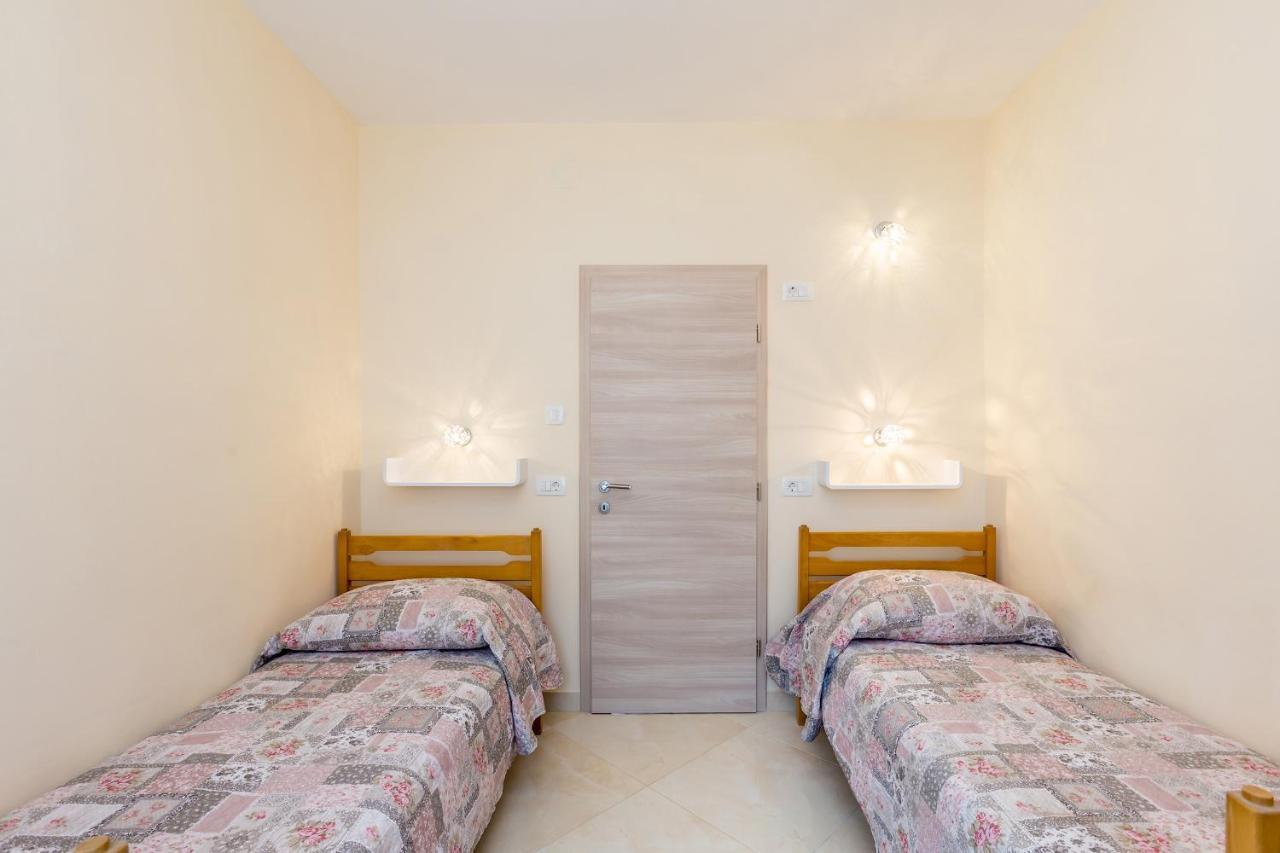 Apartman Vesna Malinska Kültér fotó